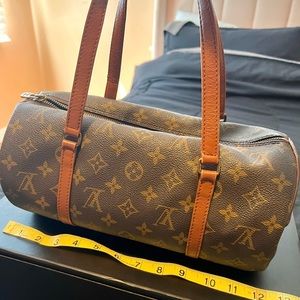 AUTHENTIC LOUIS VUITTON BAG